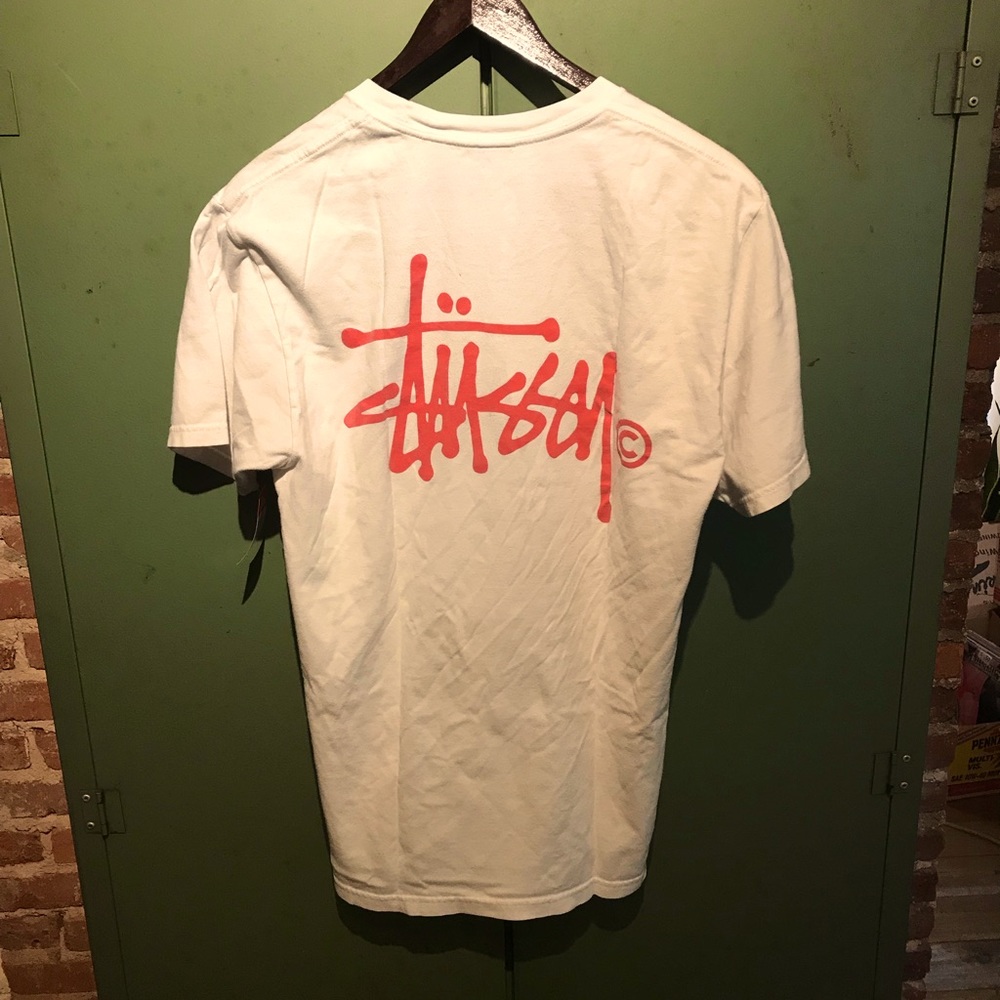 STUSSY t shirt